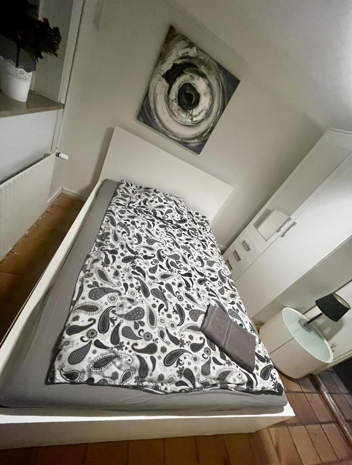Barneys Rooms Hundige Экстерьер фото