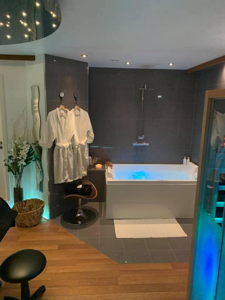 Barneys Rooms Hundige Экстерьер фото