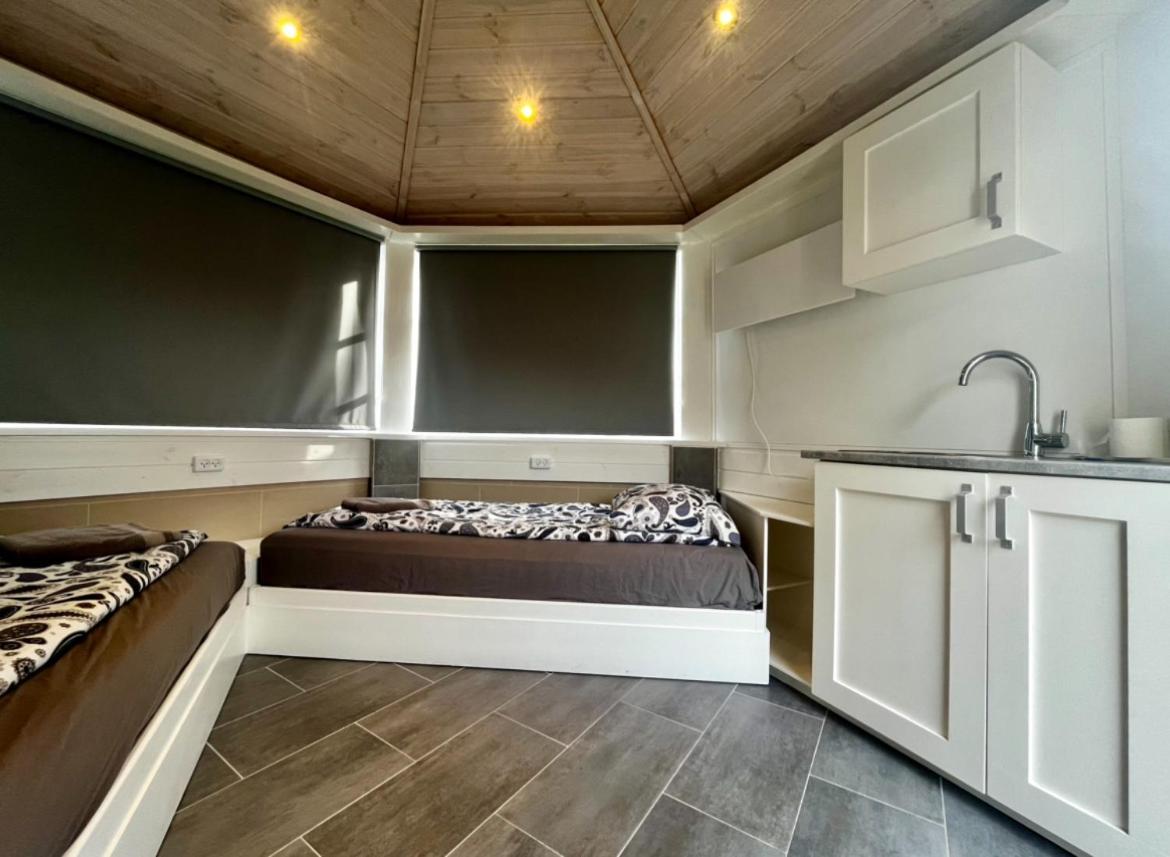 Barneys Rooms Hundige Экстерьер фото