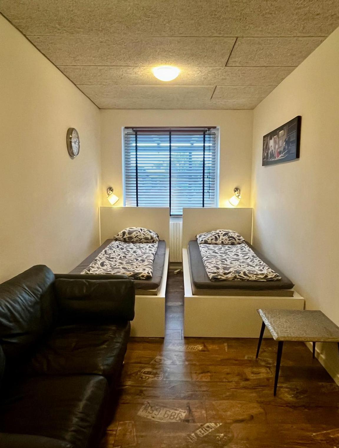 Barneys Rooms Hundige Экстерьер фото